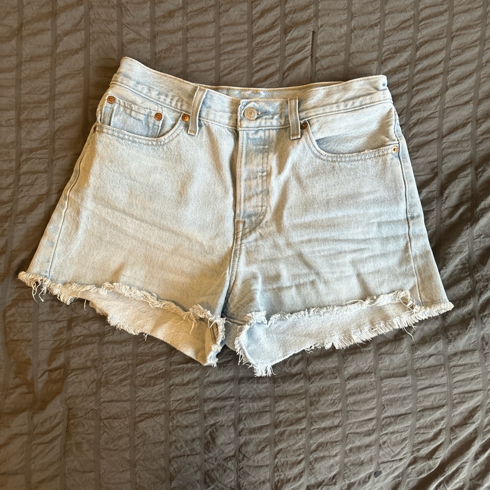 Levi jean shorts
